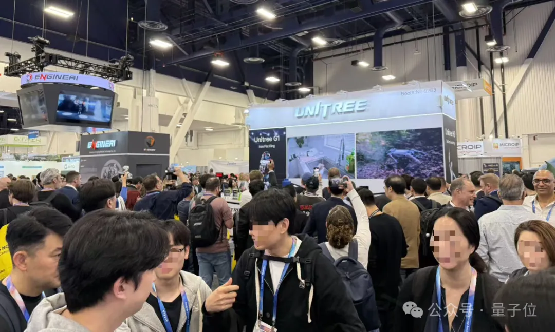 一口气集齐老黄苏妈英特尔，还得是AI，还得是联想